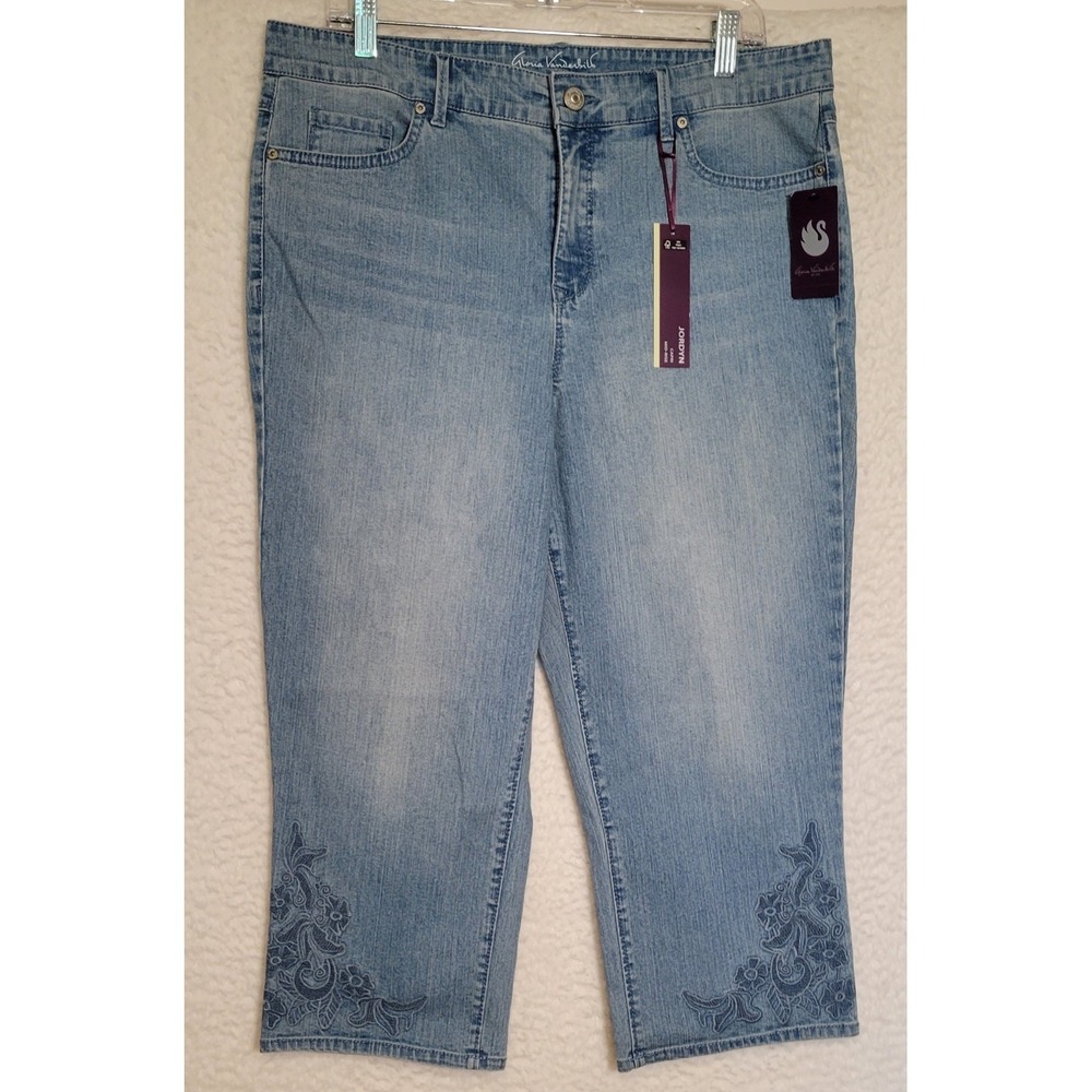 Gloria Vanderbilt Denim Capris NEW NWT Size 12 Mid Rise Jordyn 5-Pocket 1701